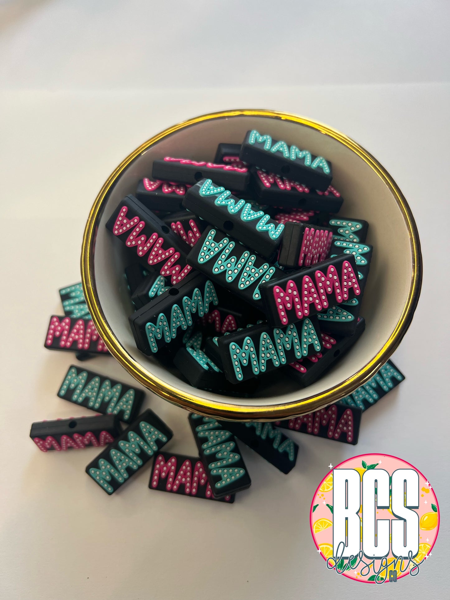MAMA *Glow in the dark* Focal Bead FIRE & HYDE EXCLUSIVE