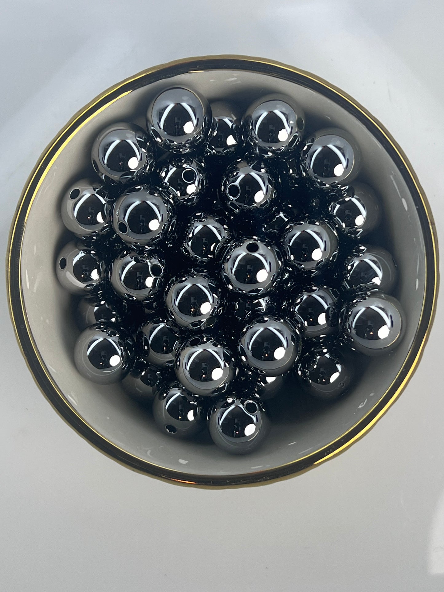 Char-Cole Metallic 16mm Acrylic Bead (Sold Individually)