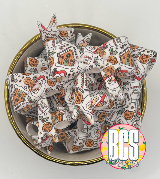 Santa's Milk & Cookies Bow Straw Topper EXCLUSIVE (Collab)